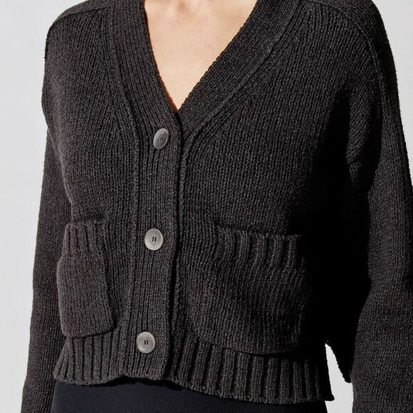 Brochu Walker Cropped Cardigan in Washed Black Linen - Picture 2 of 8